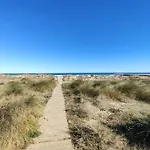Дом отдыха Casa Riviera 46 Comfortable Дения